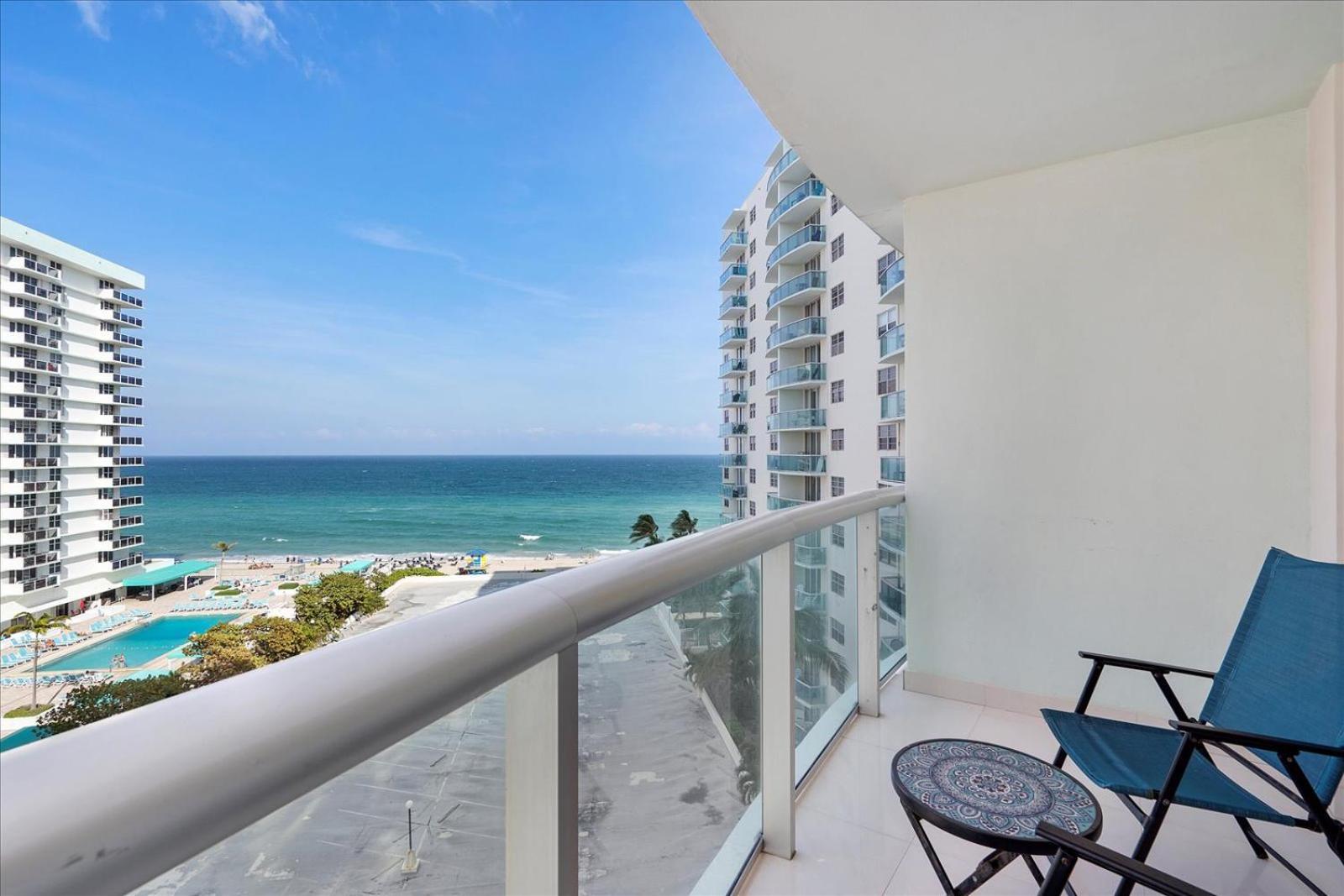 The Tides Ocean Luxury Suites Hollywood Room photo